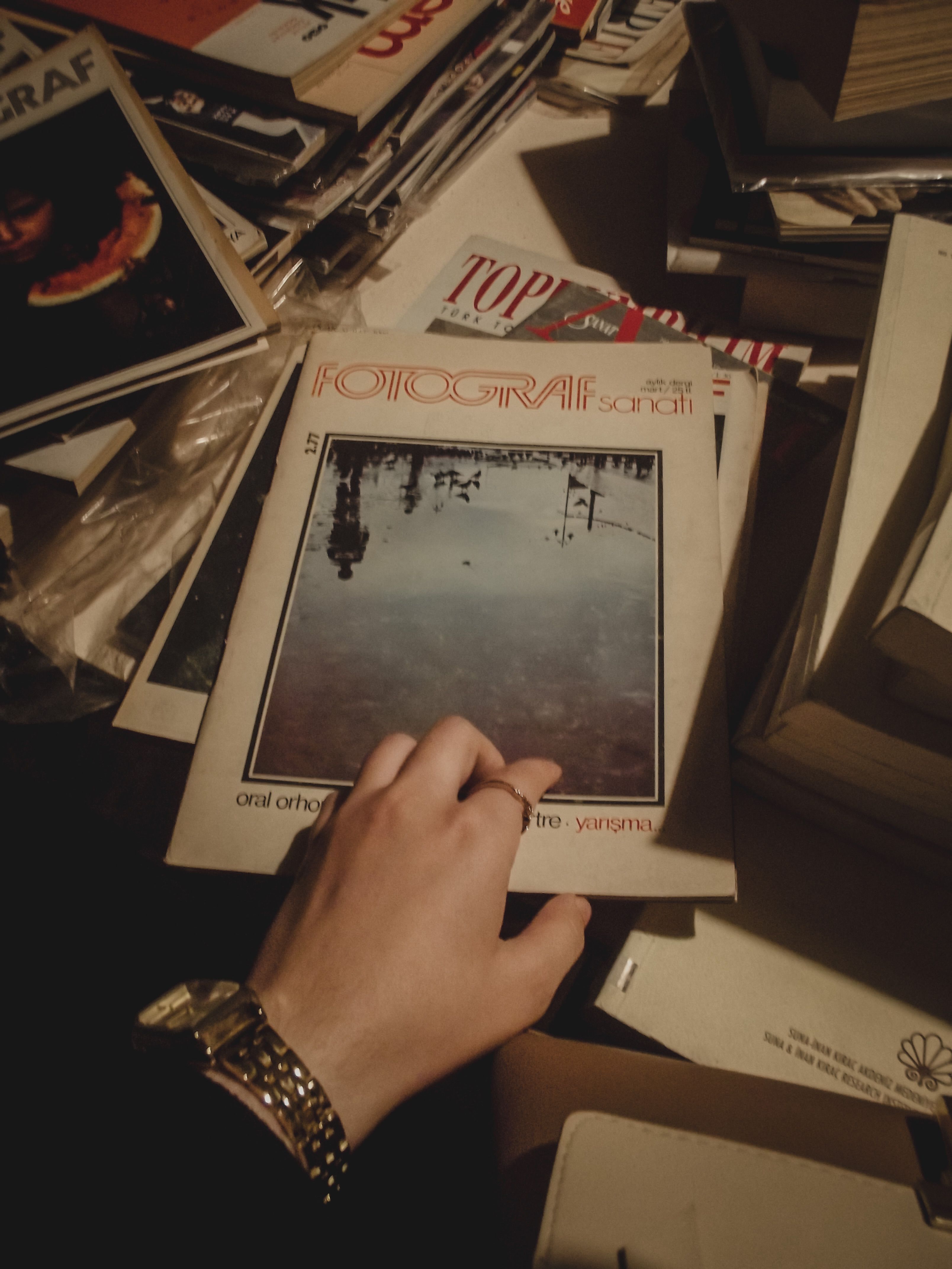 Magazine card